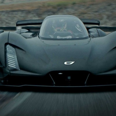Αυτό είναι το hypercar που έσπασε το ρεκόρ στη Laguna Seca (video)