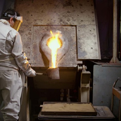 Ανακυκλώνονται οι μπαταρίες των ηλεκτρικών αυτοκινήτων; (video)