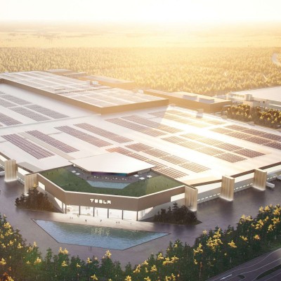 Tesla: Ζητά απαλλαγή από τους κανονισμούς του Covid-19 για τα εγκαίνια του Gigafactory στη Γερμανία