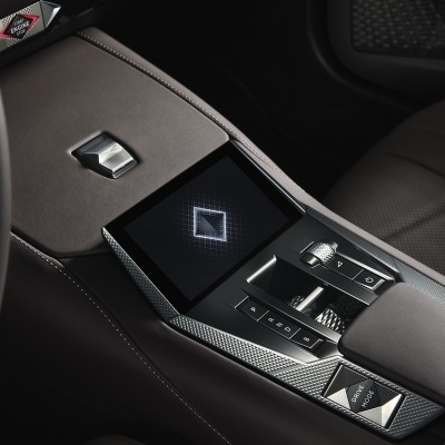 Μια διαφορετική οθόνη αφής: Η DS Smart Touch της DS 4 [video]