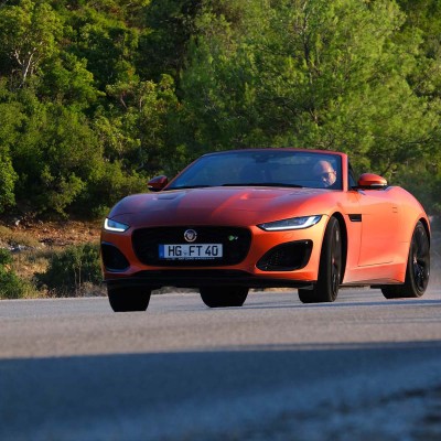 GOCAR Magazine #95: Οδηγούμε την Jaguar F-Type R