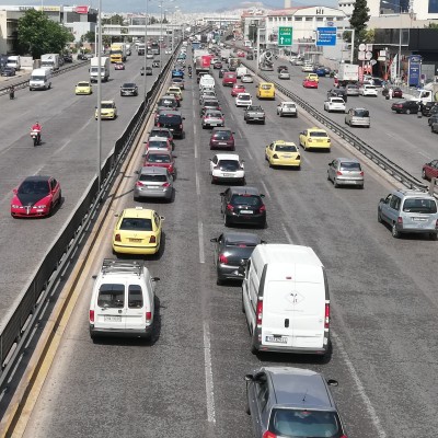 Τέλη κυκλοφορίας 2025: Αναλυτικά οι τιμές για όλα τα αυτοκίνητα