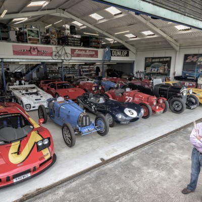 Pink Floyd: Η απίστευτη συλλογή αυτοκινήτων του ντράμερ Nick Mason