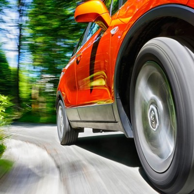 Λάστιχα που παράγουν ρεύμα όσο περιστρέφονται; Και όμως γίνεται