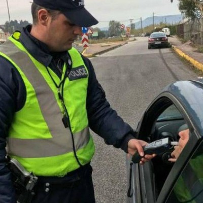 Όριο αλκοτέστ: Πότε σε «πιάνει», ποια είναι τα πρόστιμα