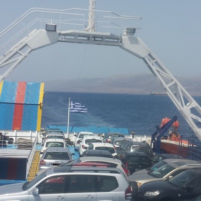 Διακοπές με αυτοκίνητο: Σε ποιο νησί συμφέρει να πας φέτος;