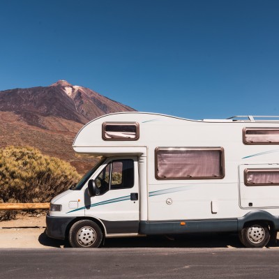 Αυτοκινούμενο Τροχόσπιτο: Δες πόσο κοστίζει η ενοικίαση και πόσο η αγορά