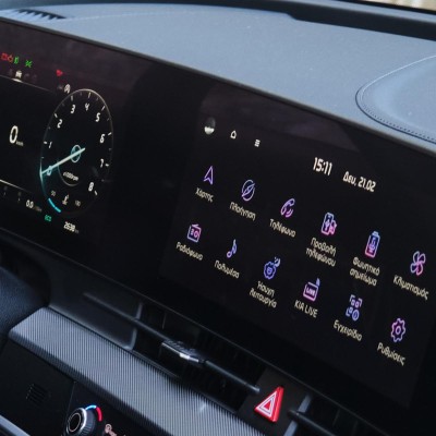 Οικογενειακό SUV με κυρτή οθόνη 12,3 - Ποιο είναι;