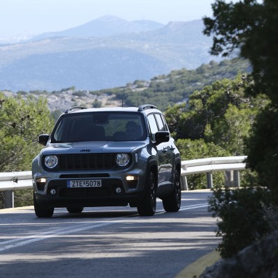Jeep Renegade e-Hybrid: Φθηνότερο και ετοιμοπαράδοτο!