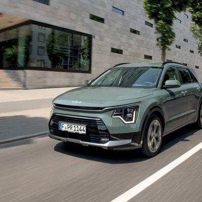 Η αγορά καταρρέει, αλλά η Kia πουλά περισσότερο!