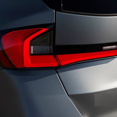 To best-seller premium SUV με χώρο αποσκευών 540 lt, πλούσιο εξοπλισμό και τιμή 39.000 € - Ποιο είναι;