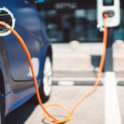 Επίσημο: 4 εκατομμύρια ευρώ κάθε μήνα για τα ηλεκτρικά - Για όλο το 2024