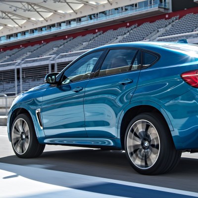 Με ποιο SUV 575 ίππων πήγε ο Κ. Μητσοτάκης στη ΔΕΘ; [video]