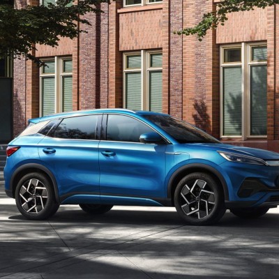 Tesla, Volkswagen και BMW ηττήθηκαν από κινέζικο ηλεκτρικό στη Σουηδία!