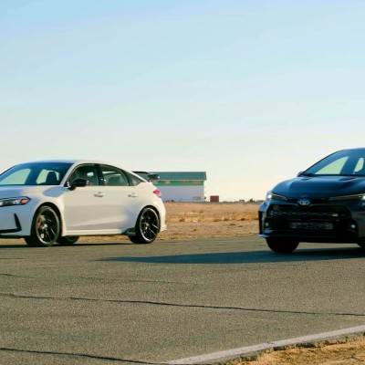 Honda Civic Type-R Vs Toyota GR Corolla: Ποιος θα κερδίσει; [video]