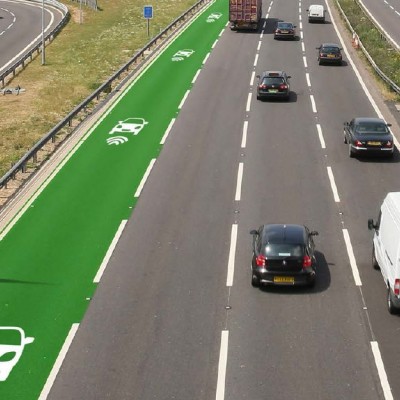 Η λύση για πιο φτηνά ηλεκτρικά αυτοκίνητα: Δρόμοι ασύρματης φόρτισης!