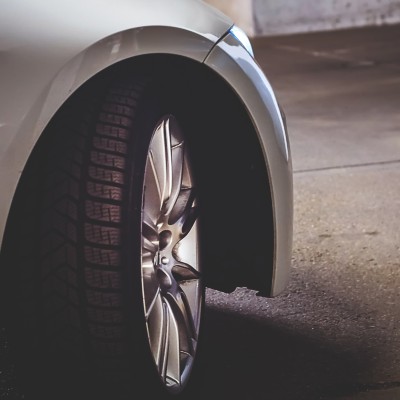 Πασίγνωστη εταιρεία είναι ο μεγαλύτερος κατασκευαστής ελαστικών - Αποκλείεται να τη βρεις!