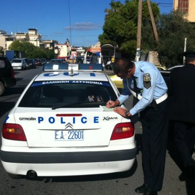 Πρόστιμο σε οδηγό γιατί έδειξε το δίπλωμα από το gov.gr – Έχει το δικαίωμα η Τροχαία;