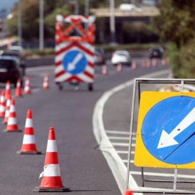 Αθηνών-Λαμίας: Μία λωρίδα κυκλοφορίας στην εθνική οδό