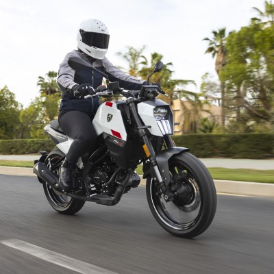 Peugeot PM-01: Νέα μοτοσικλέτα, ετοιμοπαράδοτη, διαθέσιμη για test ride!