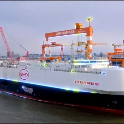 To καράβι γίγας – Μεταφέρει μόνο ηλεκτρικά αυτοκίνητα της BYD