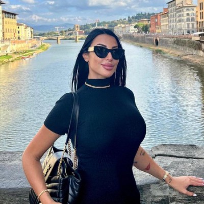 Ιταλίδα καλλονή διεκδικεί δις από την Lamborghini – Τι ισχυρίζεται