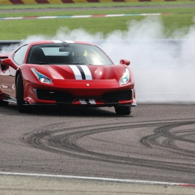 O Hamilton εκτόξευσε την αξία της Ferrari στα 70 δις!