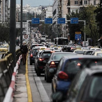 Πήγες από το χωριό στην Αθήνα; Γιατί κινδυνεύεις με πρόστιμο 100 ευρώ;