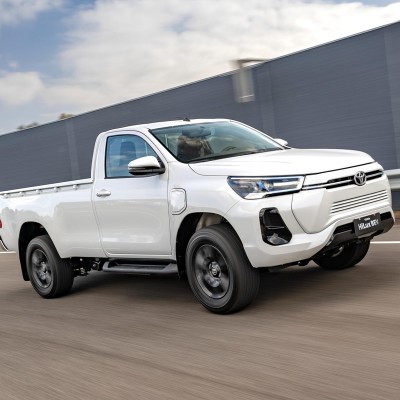 Το Toyota Hilux γίνεται ηλεκτρικό - Έρχεται το 2025