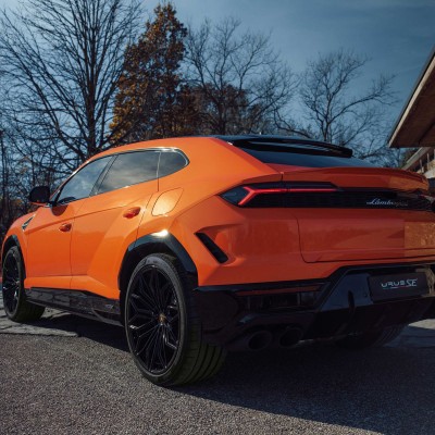 Τι ελαστικά φοράει η νέα Lamborghini Urus Plug-In Hybrid;