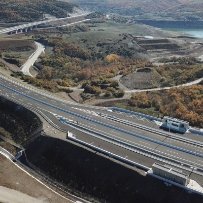 Ελλάδα: Ο νέος μεγάλος δρόμος με τις 23 γέφυρες– Ανοίγει την άνοιξη του 2026