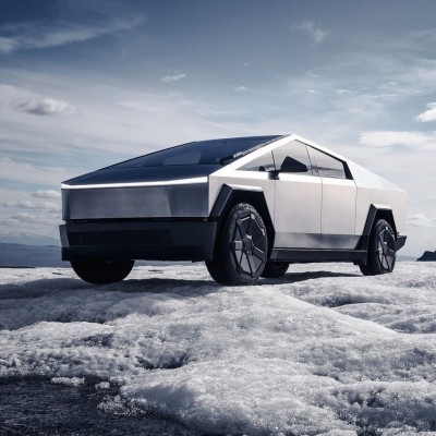 Καταστρέφονται τα Tesla Cybertruck στο νερό;