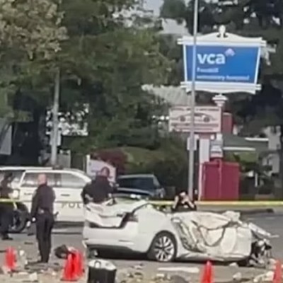 Tesla τράκαρε με 160 km/h – Νεκροί 3 νέοι άνθρωποι [δείτε τα video)