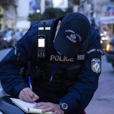 Η παράβαση που έκαναν 79.549 Έλληνες σε 1 χρόνο – Με το νέο ΚΟΚ το πρόστιμο είναι 1.000 ευρώ