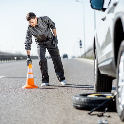 Έπαθα βλάβη και δεν έχω οδική βοήθεια - Τι πρέπει να κάνω