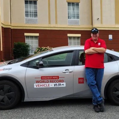 Οδηγός Toyota έσπασε κάθε ρεκόρ οικονομίας - Έκαψε 2,5 lt σε ταξίδι 5.150 km