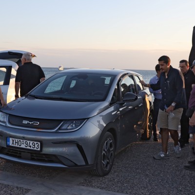 Γιατί η Ευρώπη αγοράζει ηλεκτρικά; Τι έχει συμβεί το 2025;