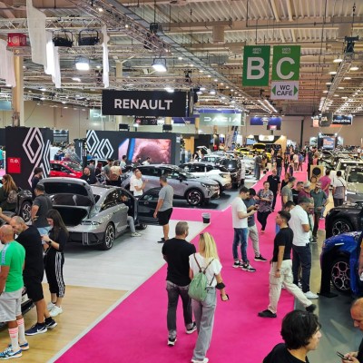 Φθηνότερα τα αυτοκίνητα στην έκθεση AUTO ATHINA - Όλες οι μεγάλες προσφορές και εκπτώσεις!