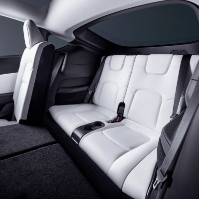 Tesla Model Y με 7 θέσεις: Στην Ελλάδα για πρώτη φορά – Δείτε τιμή