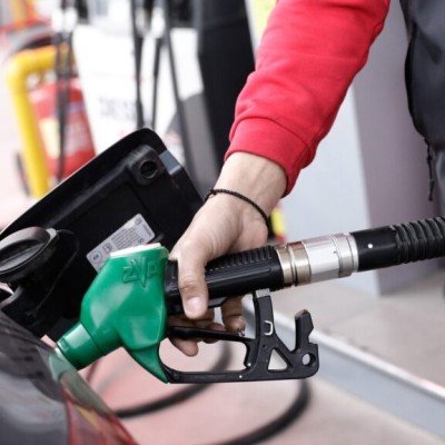 Πώς σε κλέβει ένα πρατήριο - Χάνεις 15 ευρώ σε ένα γέμισμα βενζίνης