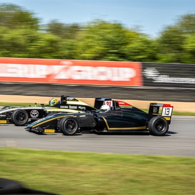 O 14χρονος Έλληνας που θα κάνει ντεμπούτο στη Formula 4!