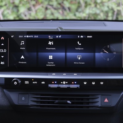 Υβριδικό οικογενειακό SUV με κατανάλωση 5,5 lt/100km και πορτμπαγκάζ 550 lt – Τιμή στην Ελλάδα