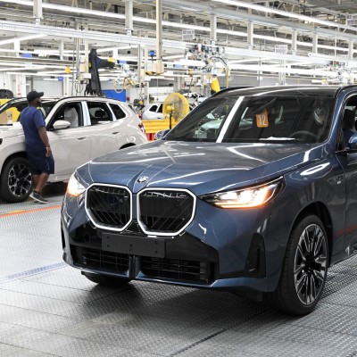 Το μεγαλύτερο εργοστάσιο της BMW – Φτιάχνει 1.500 αυτοκίνητα την ημέρα