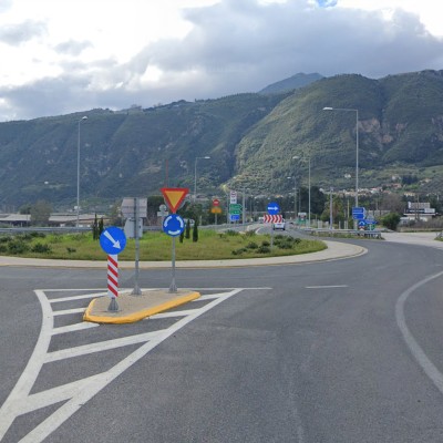 Κυκλικός κόμβος: Ποιος έχει προτεραιότητα;