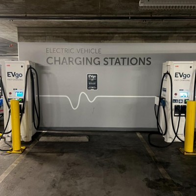 Η πολιτεία των 40 εκατ. κατοίκων – Έχει περισσότερους φορτιστές από αντλίες βενζίνης