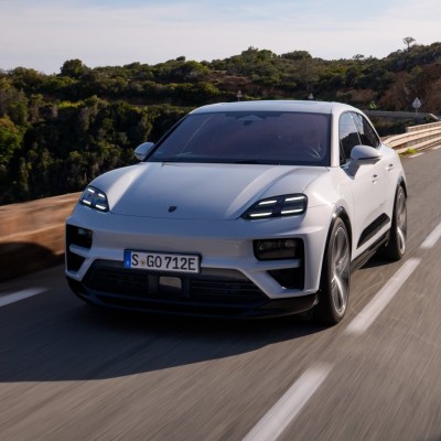 Ηλεκτρική ή βενζίνη; Ποια Porsche Macan πουλάει περισσότερο;