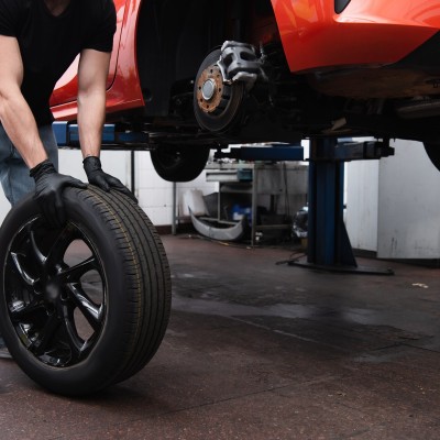 Πότε πρέπει να αλλάξω ελαστικά στο αυτοκίνητο - Σε 4 ή σε 6 χρόνια;