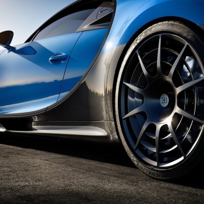 Πόσο κοστίζει το πιο ακριβό λάστιχο αυτοκινήτου και γιατί αξίζει τα λεφτά του;