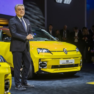 Βόμβα στη Renault - Το μεγάλο αφεντικό φεύγει για τη...μόδα