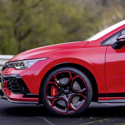 Επίσημο: Αυτό είναι το ταχύτερο Volkswagen Golf της ιστορίας [video]